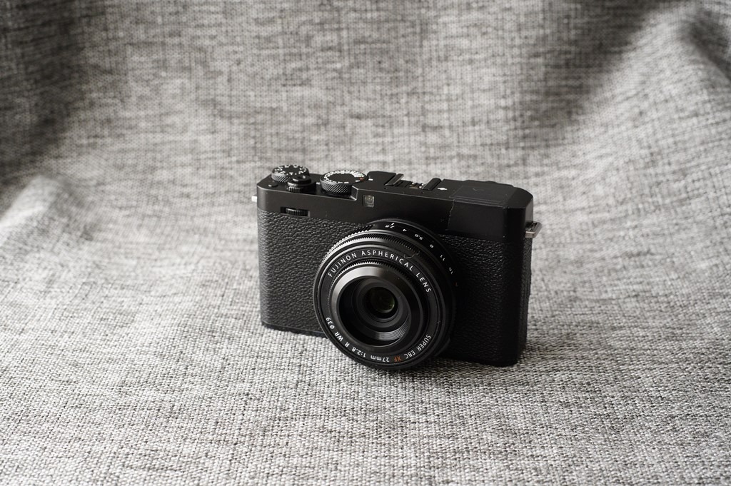 Fujifilm X-E4 ve 27mm f/2.8 Lens